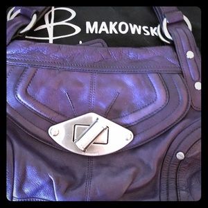 B Makowsky Leather purse
